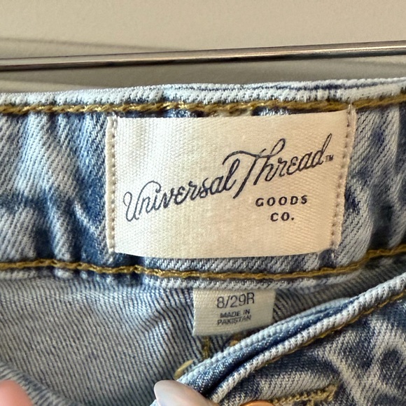 Universal Thread Light Blue High Rise Jeans - Picture 4 of 4